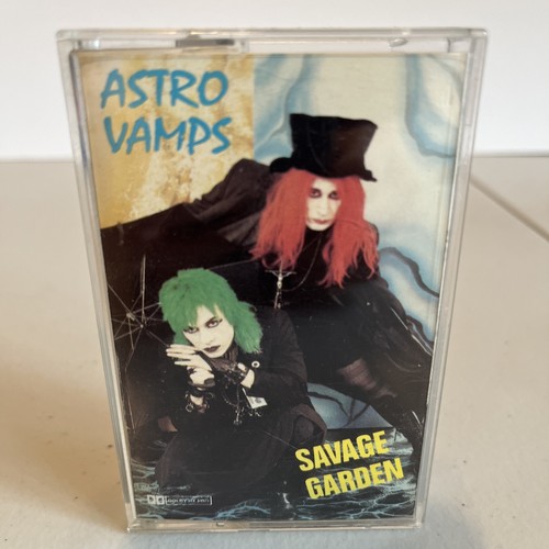 Astro vamps ultra rare - vamps,